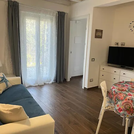 Nei Castagni レヴァント